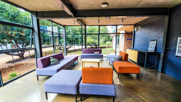 Créer des ambiances uniques avec une applique murale : lumière, design et inspirations